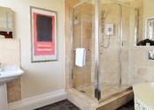 Bathroom - Large Double Room - B&B Alcuin Lodge